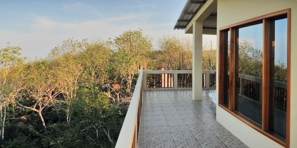 The Galeodan Suites Puerto Baquerizo Moreno Habitación foto